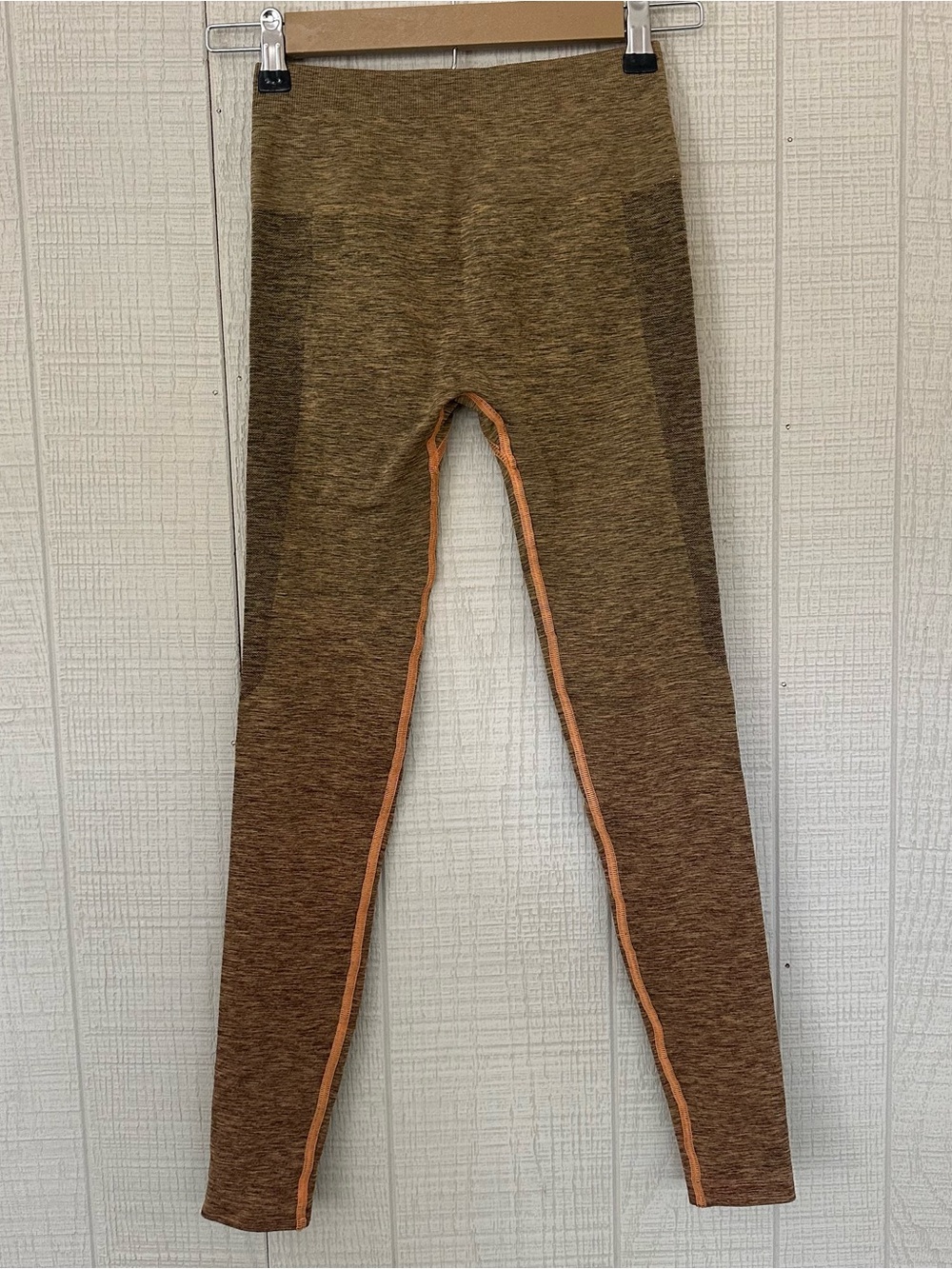 Alphalete Amplify Ombre Orange Brown Leggings XS - Picture 2 of 5